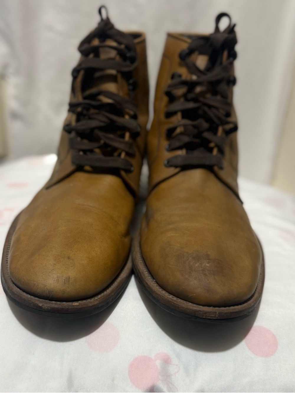 Magnanni Tan Leather Chukka Boots